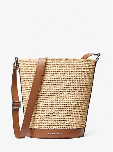 Townsend Medium Straw Bucket Messenger 